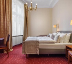 Трёхместный номер Standard в Hotel Kronprinz Hamburg