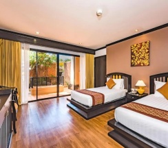 Двухместный номер с видом на бассейн 2 отдельные кровати в Princess Kamala Beachfront Hotel