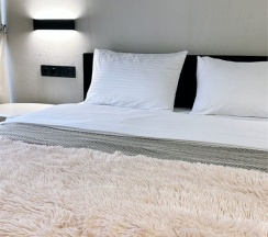 Апартаменты двухкомнатные двухместные (Люкс) с балконом в Polikariya