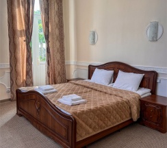 4х местный, 2 ком., люкс. №201 в Курортмед