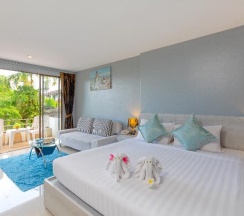 Двухместный номер Deluxe с балконом двуспальная кровать в Club Bamboo Boutique Patong Beach Resort