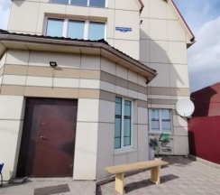 Коттедж стандарт с ночным клубом в Удачный