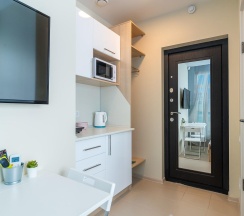1-комнатные апартаменты эконом с 1 двуспальной кроватью (без окна) в Prim Rooms Apt Apartments (Прим Румс Апт Апартментс)