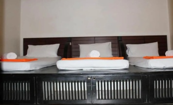 Трёхместный (3 Futons) номер Standard в Lub Sbuy Hostel