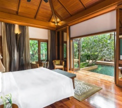 Вилла The JW Royal с 2 комнатами oceanfront в JW Marriott Phuket Resort & Spa