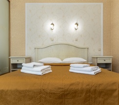 Семейный (Трехкомнатный 4-х местный номер с кухней без балкона) в Odeon