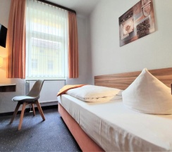 Двухместный номер Standard 2 отдельные кровати в Melarose Feng Shui Hotel