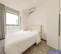 Люкс с 2 комнатами в Dream Inn Hotel (Songjiazhuang Subway Station Branch)