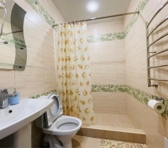 Двухместный номер с балконом вид во двор в Roza vetrov