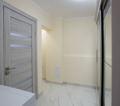 Двухместные апартаменты 2 с видом на внутреннюю территорию (во двор) двуспальная кровать в Exclusive Hotel&Apartments