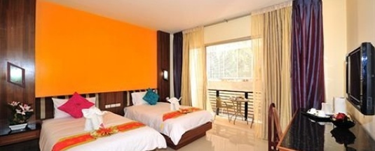Двухместный люкс двуспальная кровать в Kata Blue Sea Resort