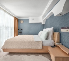 Двухуровневый Люкс с гидромассажной ванной в Tesoro