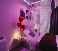 Двухместный Deluxe c джакузи в Hotel Black out