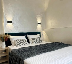 Студия Мансарда в Море