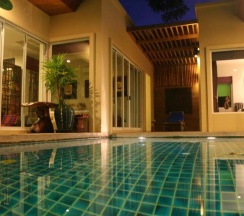 Трёхместная вилла в Karon Beach Walk Villa