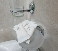 Двухместный номер Standard с балконом двуспальная кровать в Бриз 55