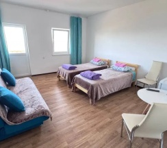 Семейный номер Superior с балконом и с красивым видом из окна в Акварель