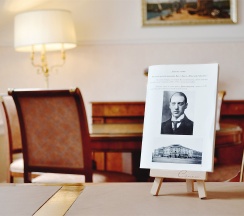 Люкс "Николай Гумилёв" с мансардными окнами в Taleon Imperial Hotel
