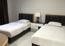 Семейный люкс с 2 комнатами в Mall Suites Hotel