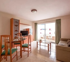 Семейный номер Standard в Apartamentos California