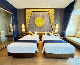 Двухместный номер Family - no balcony двуспальная кровать в Kata Palm Resort