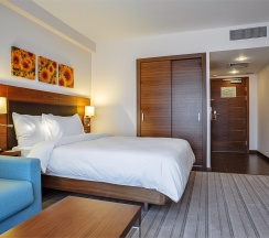 Номер стандарт семейный в Hilton Garden Inn Krasnodar