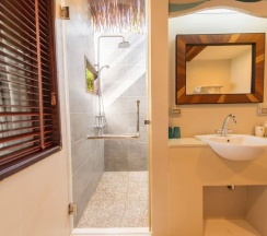 Коттедж Deluxe с балконом и рядом с пляжем в Tup Kaek Sunset Beach Resort