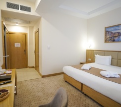 Двухместный люкс двуспальная кровать в Отель Milan Hotel Tashkent