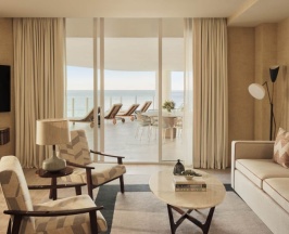 Люкс Birch Terrace oceanfront в Four Seasons Hotel and Residences Fort Lauderdale