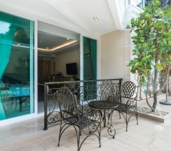 Двухместный номер Pool Access Deluxe двуспальная кровать в LK Emerald Beach