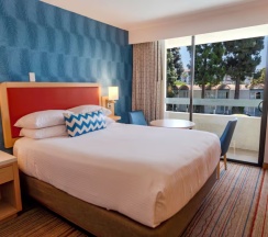Номер корпус 1 в Howard Johnson by Wyndham Anaheim Hotel and Water Playground