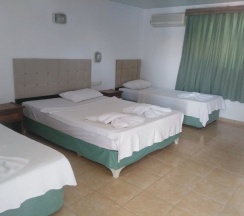 Номер Standard с красивым видом из окна в Uğur Beach Hotel