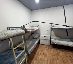 Койко-место в мужском номере на 8 человек в Сити-Е