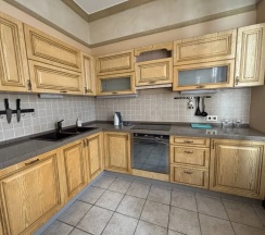 Коттедж Дуплекс с балконом и с красивым видом из окна в Dipservice hall
