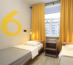 Кровать в общем номере в Арт Хаус