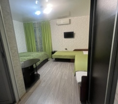 Четырёхместный номер Comfort с балконом в Акула
