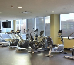 Апартаменты в Executive Suites by Roseman - Allura