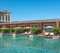 Двухместный номер Swim-Up Lagoon Golf двуспальная кровать в Курорт Cullinan Belek