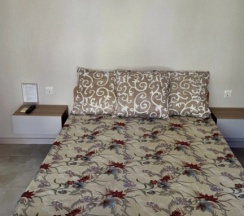 Трёхместный номер Economy с балконом в Maryslav