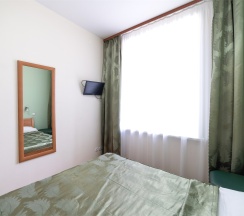 Студия в Каркушин дом