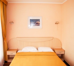 Стандарт трёхместный с балконом в Синее море