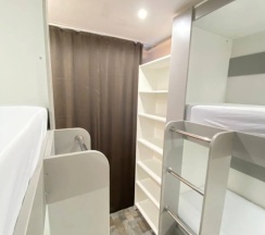 Кровать в общем номере (женский номер) в Арктика