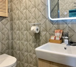 Двухместный номер в гостевом коттедже Standard двуспальная кровать в Гостиница Имение Алтунъ