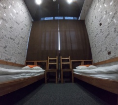 №25 Апартаменты (Квартира) 3 комнаты в Hostel Kirovsk.red