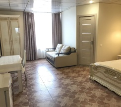 Улучшенный Семейный Номер в Артик