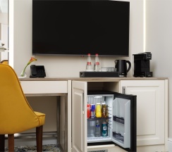 Делюкс в Петровка 26