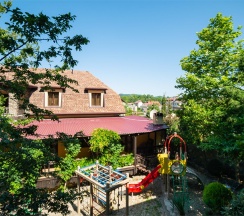 3-местный коттедж с кухней в Манэ