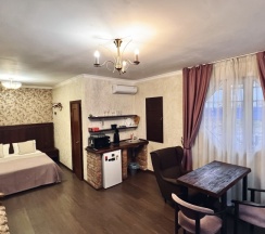 Студия Deluxe с балконом и с красивым видом из окна в Гостевой дом Chalet Agave