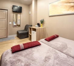 Уютный семейный номер с кондиционером в New Day