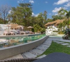 Двухместный номер Pool Access Deluxe Garden двуспальная кровать в Eden Beach Khaolak Resort and Spa A Lopesan Collection Hotel